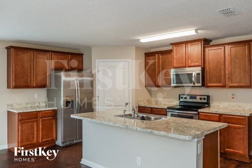 3854 Falcon Crest Dr - Photo 5 of 15
