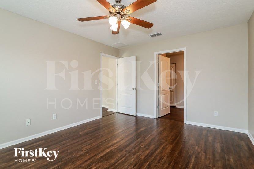 3854 Falcon Crest Dr - Photo 7 of 15