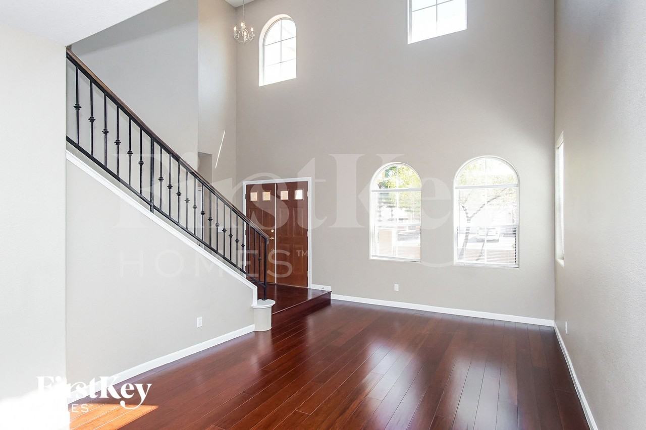 9361 Lugo St - Photo 2 of 15