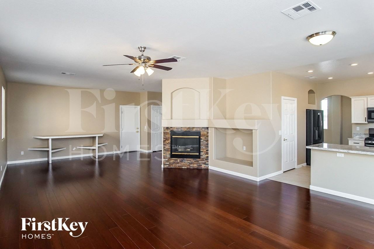 9361 Lugo St - Photo 6 of 15