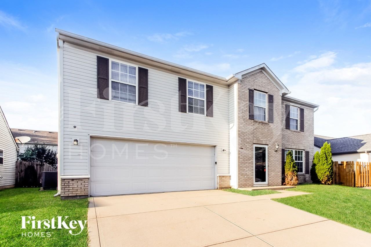 8942 Leffler Ln - Photo 2 of 19