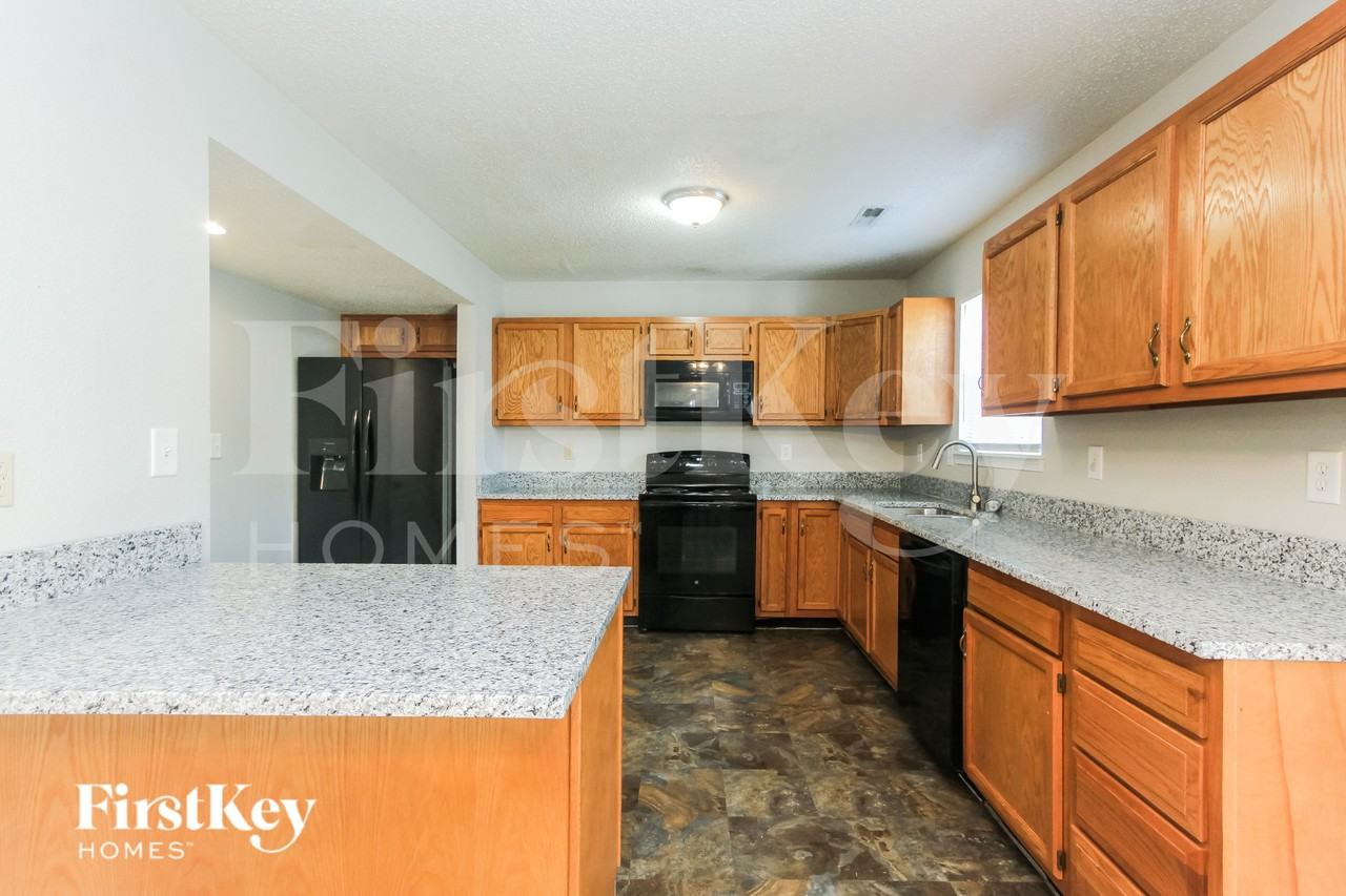 8942 Leffler Ln - Photo 6 of 19