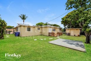7130 Tyler St - Photo 1 of 1