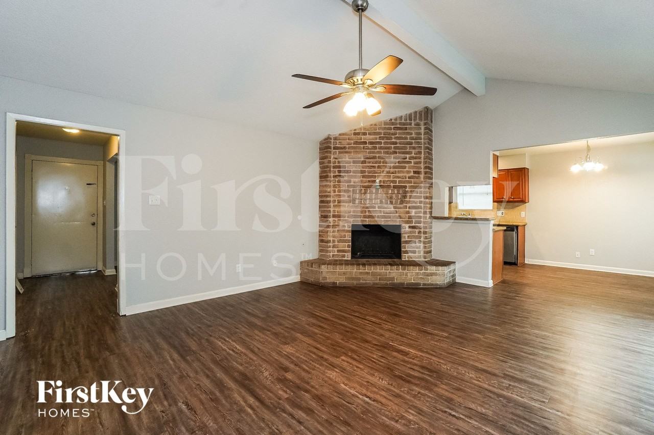 6914 Leandra Dr - Photo 3 of 16