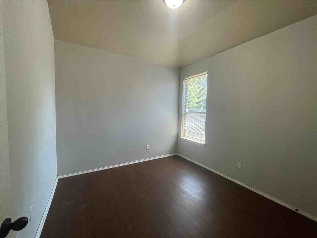 1432 Ravenwood Dr - Photo 7 of 14
