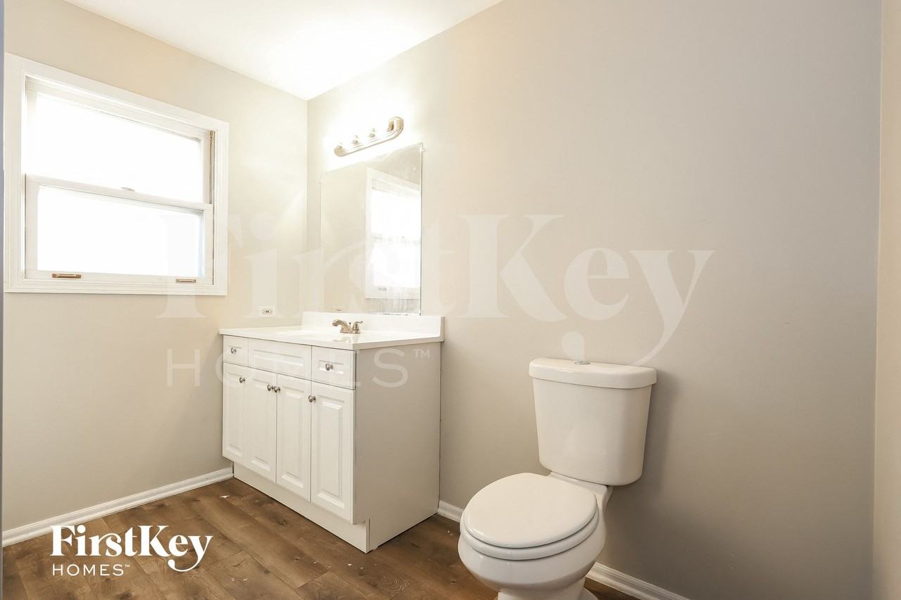 6504 Jack Rogers Ln - Photo 7 of 15