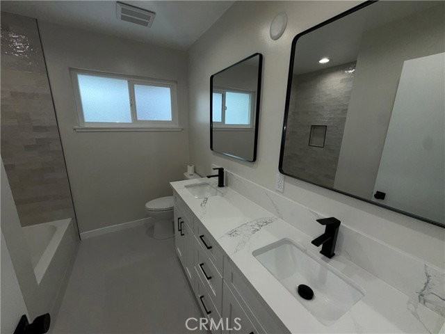 6934 Woodlake Ave - Photo 3 of 8
