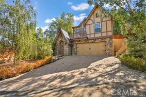 featured image of 3512 Mesquite Dr