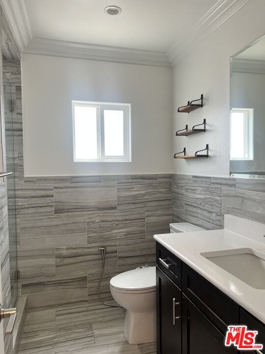 9716 Casaba Ave - Photo 4 of 7