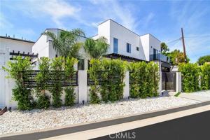 featured image of 4829 Saloma Ave