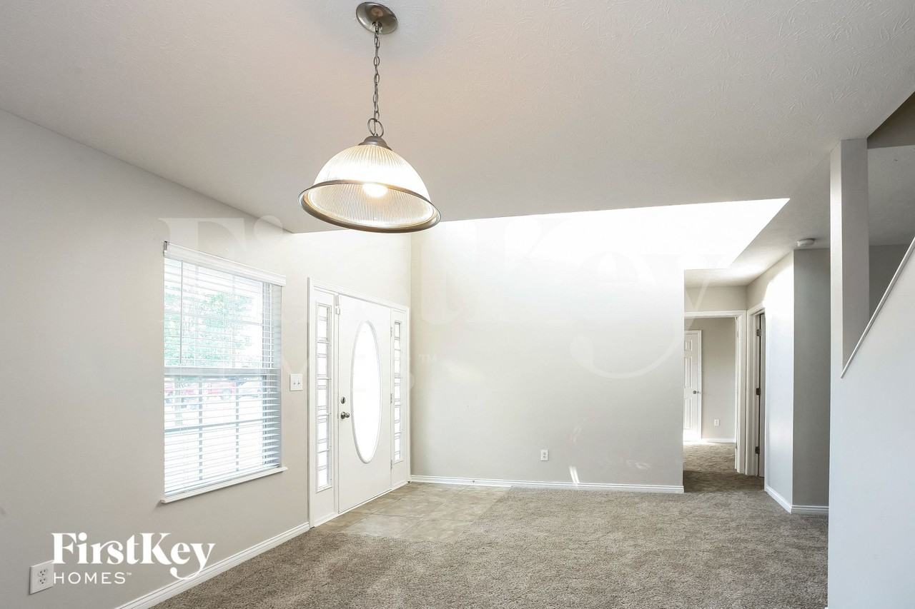 6372 Faith Cir - Photo 4 of 15
