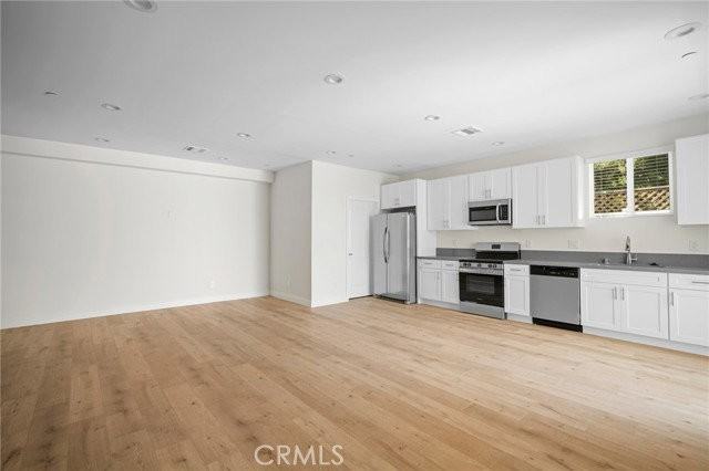 6851 De Celis Pl - Photo 3 of 8