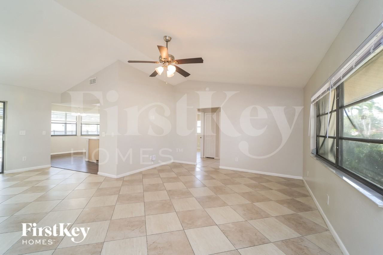 4141 Sw 6th Pl - Photo 2 of 17