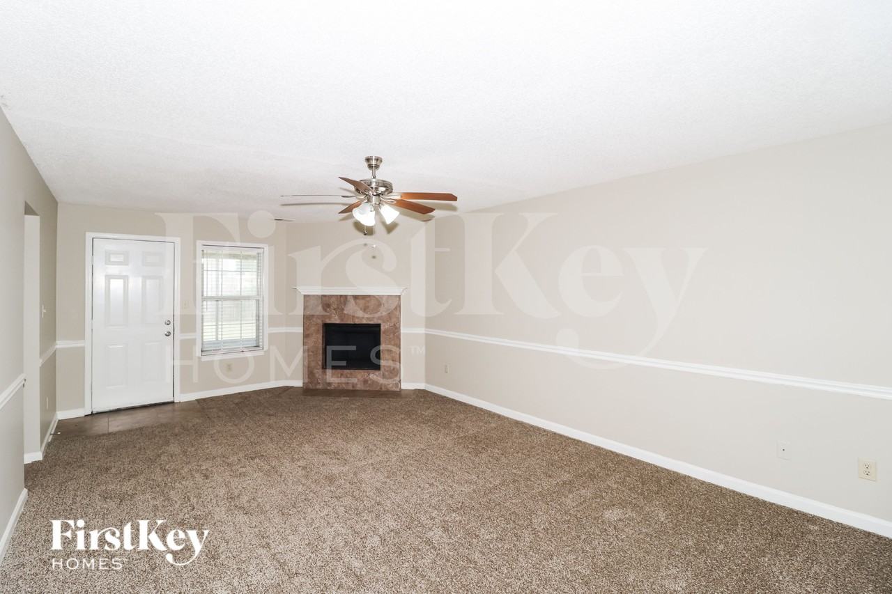 4076 Long Creek Rd - Photo 3 of 16