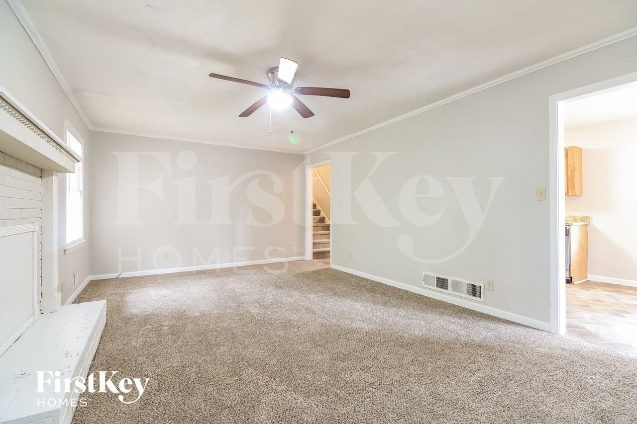 3461 Underwood Rd Se - Photo 5 of 15
