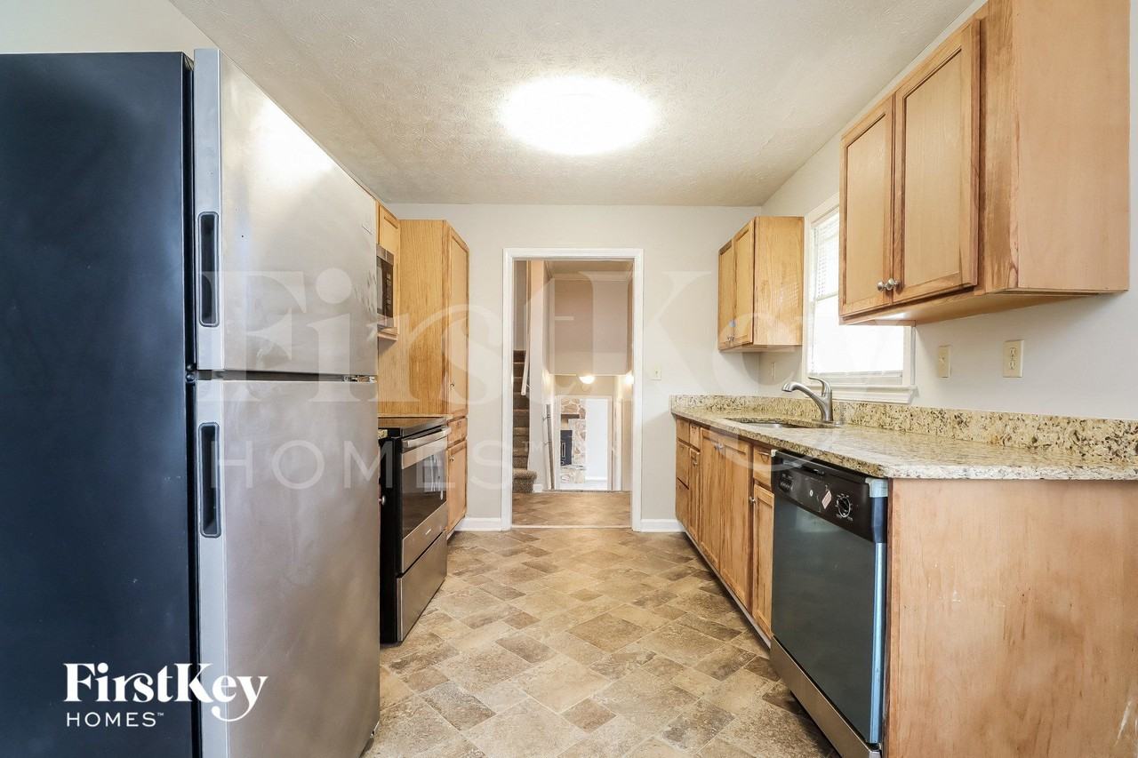 3461 Underwood Rd Se - Photo 6 of 15