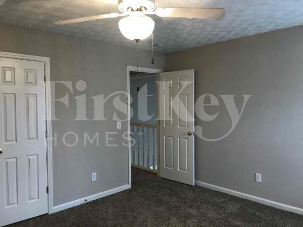 2910 Paces Woods Dr - Photo 4 of 15
