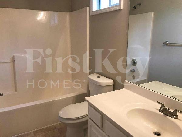 2910 Paces Woods Dr - Photo 6 of 15