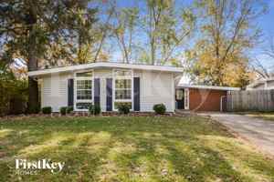 featured image of 2860 Holiday Hill Dr