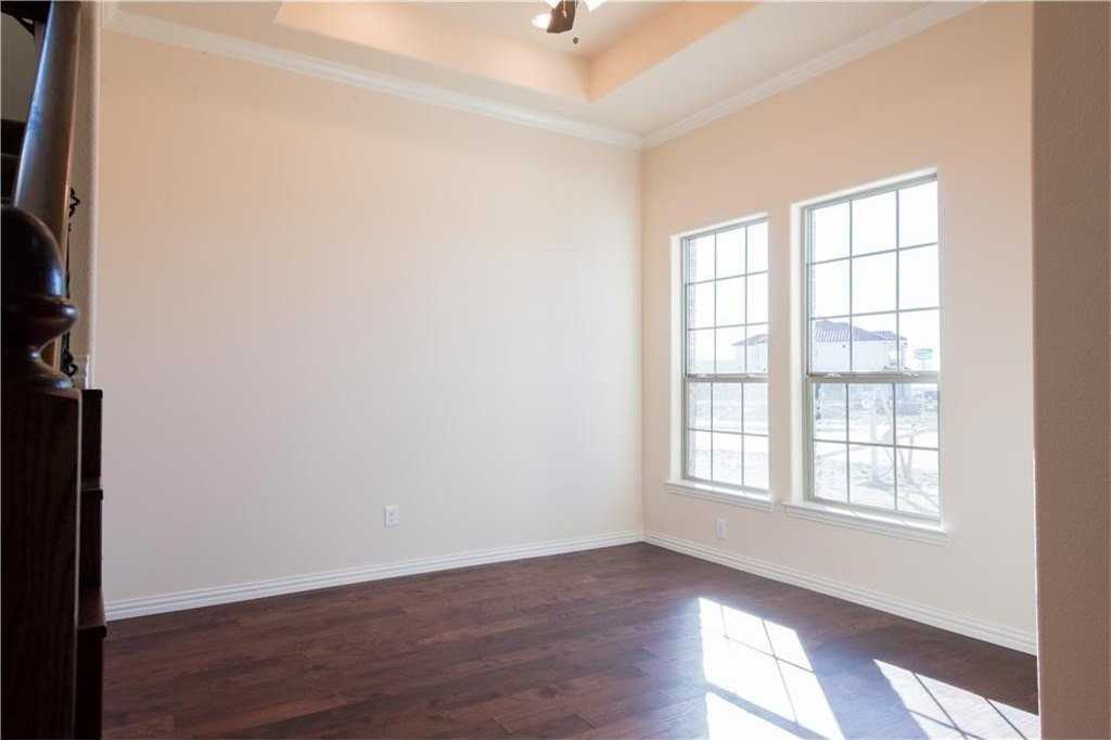 4004 Hanaa Ct - Photo 5 of 27