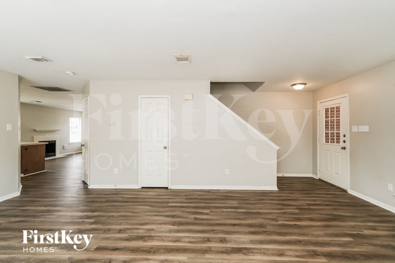 22543 Williamschase Dr - Photo 3 of 17