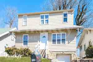 featured image of 1723 S Crescent Ave