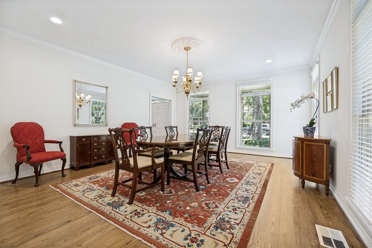 4501 Fairfax Ave - Photo 4 of 21