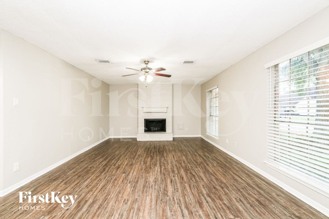 16614 Stonerun - Photo 3 of 18