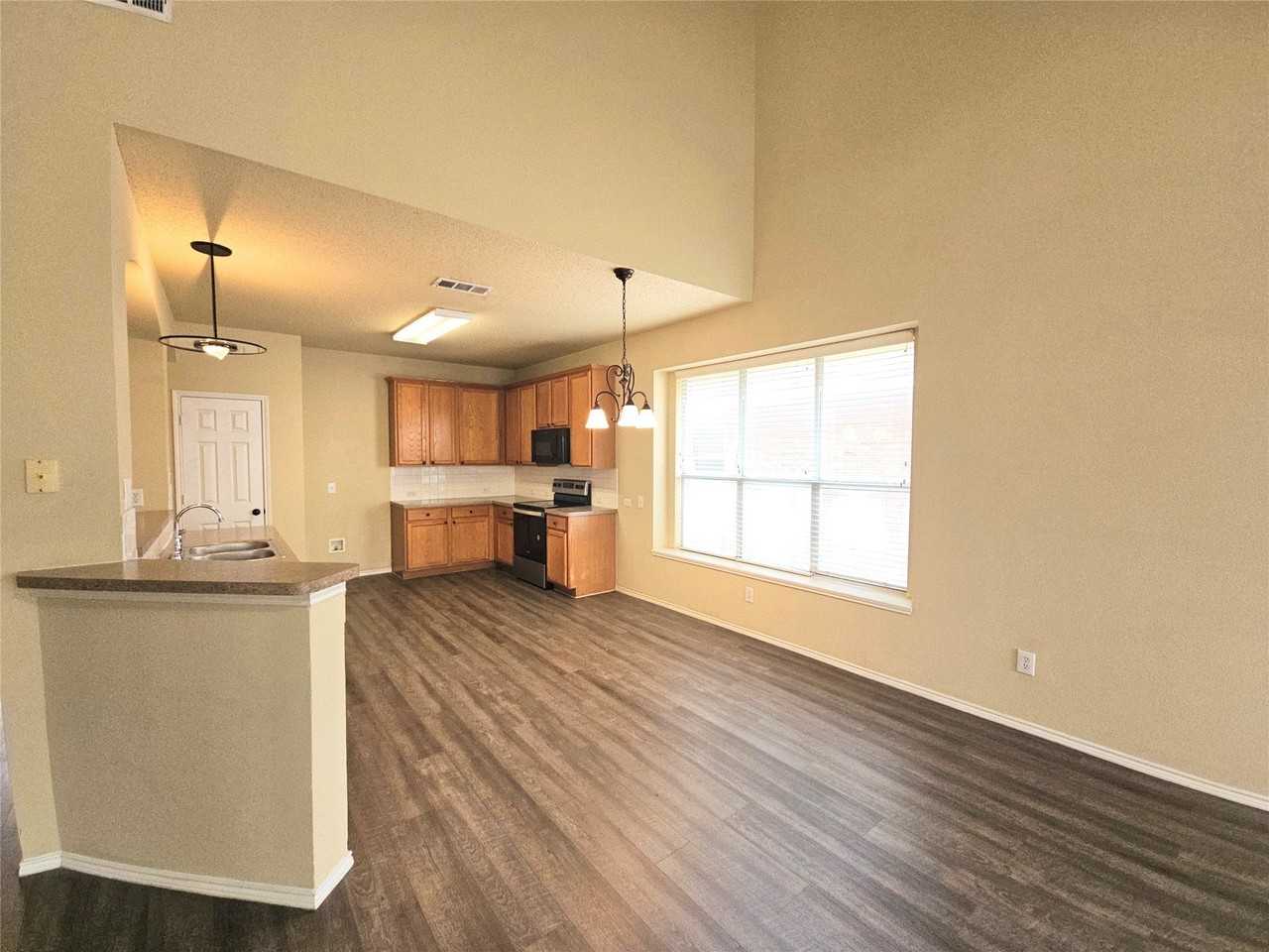 4605 Buffalo Bend Pl - Photo 7 of 32