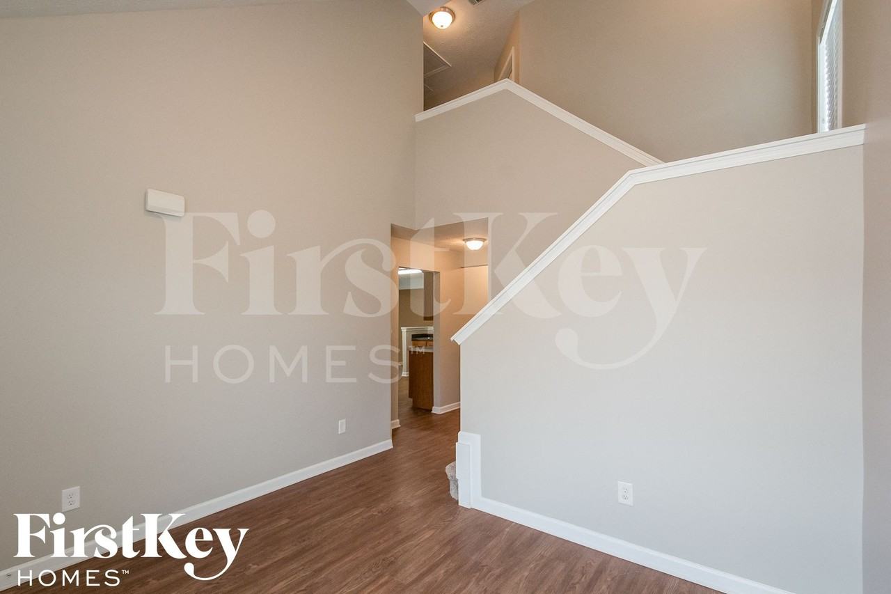 1392 Alcovy Falls Dr - Photo 3 of 15