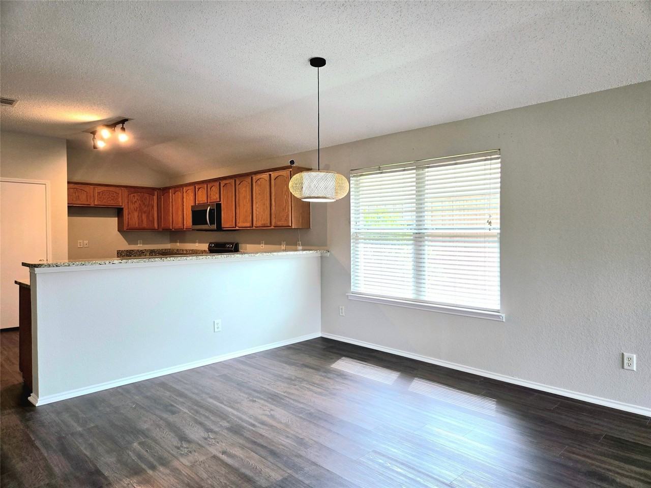 4156 Palace Pl - Photo 6 of 11