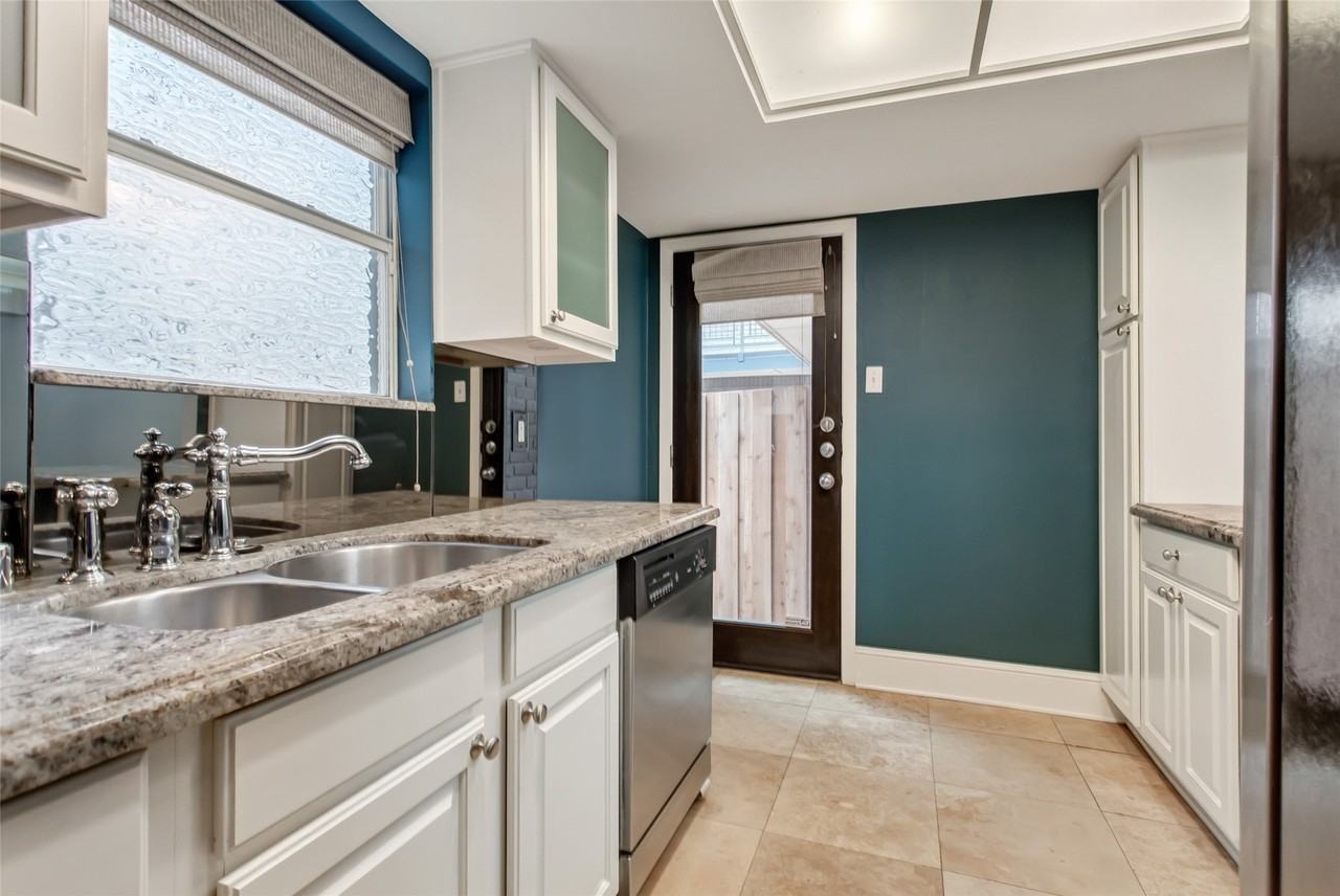 10205 Regal Oaks Dr #123 - Photo 7 of 28