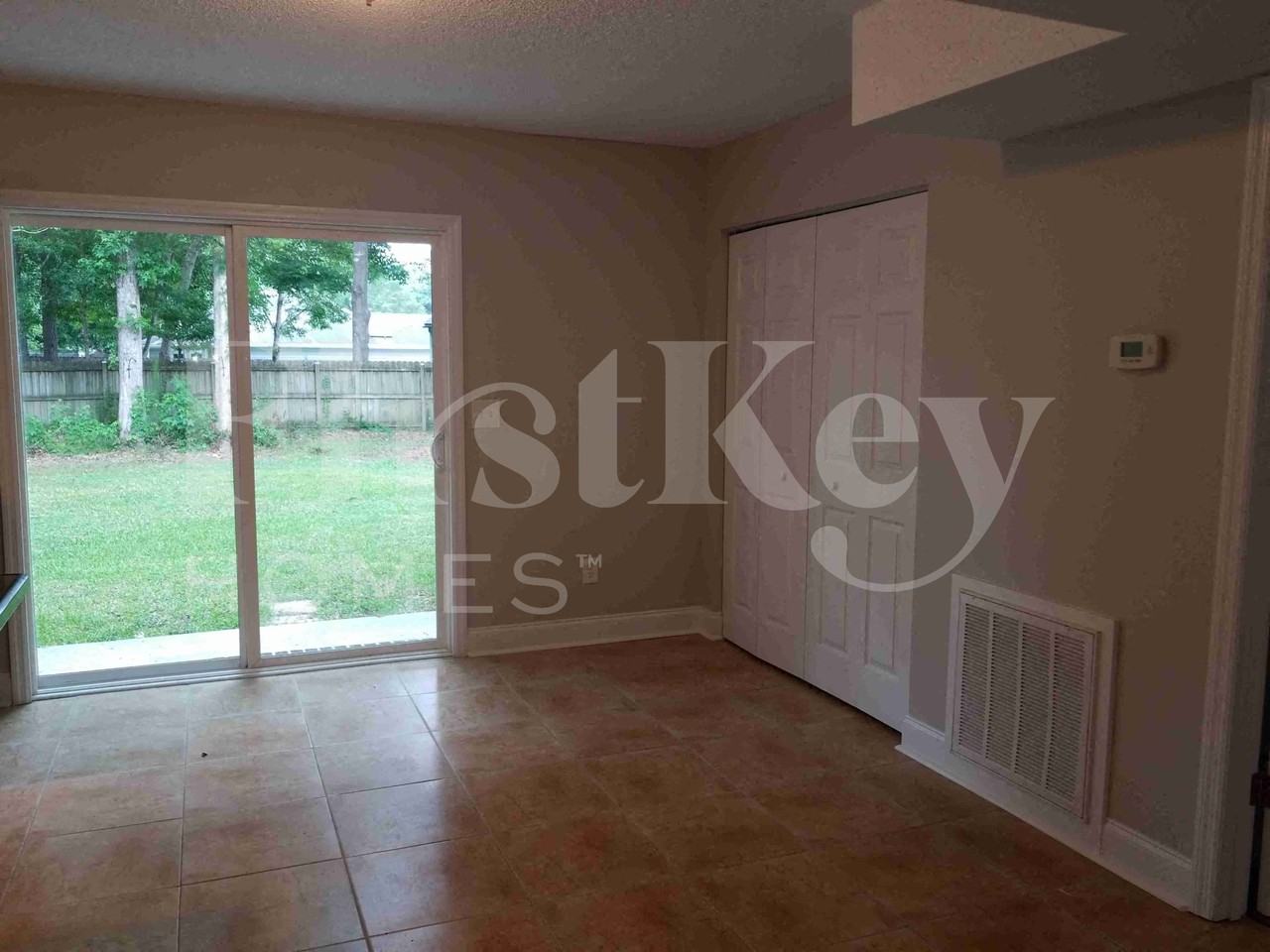 113 Sunrise Rd - Photo 4 of 23