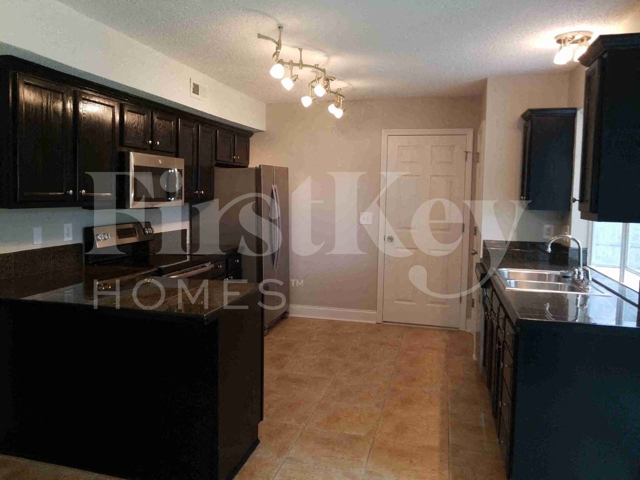 113 Sunrise Rd - Photo 5 of 23
