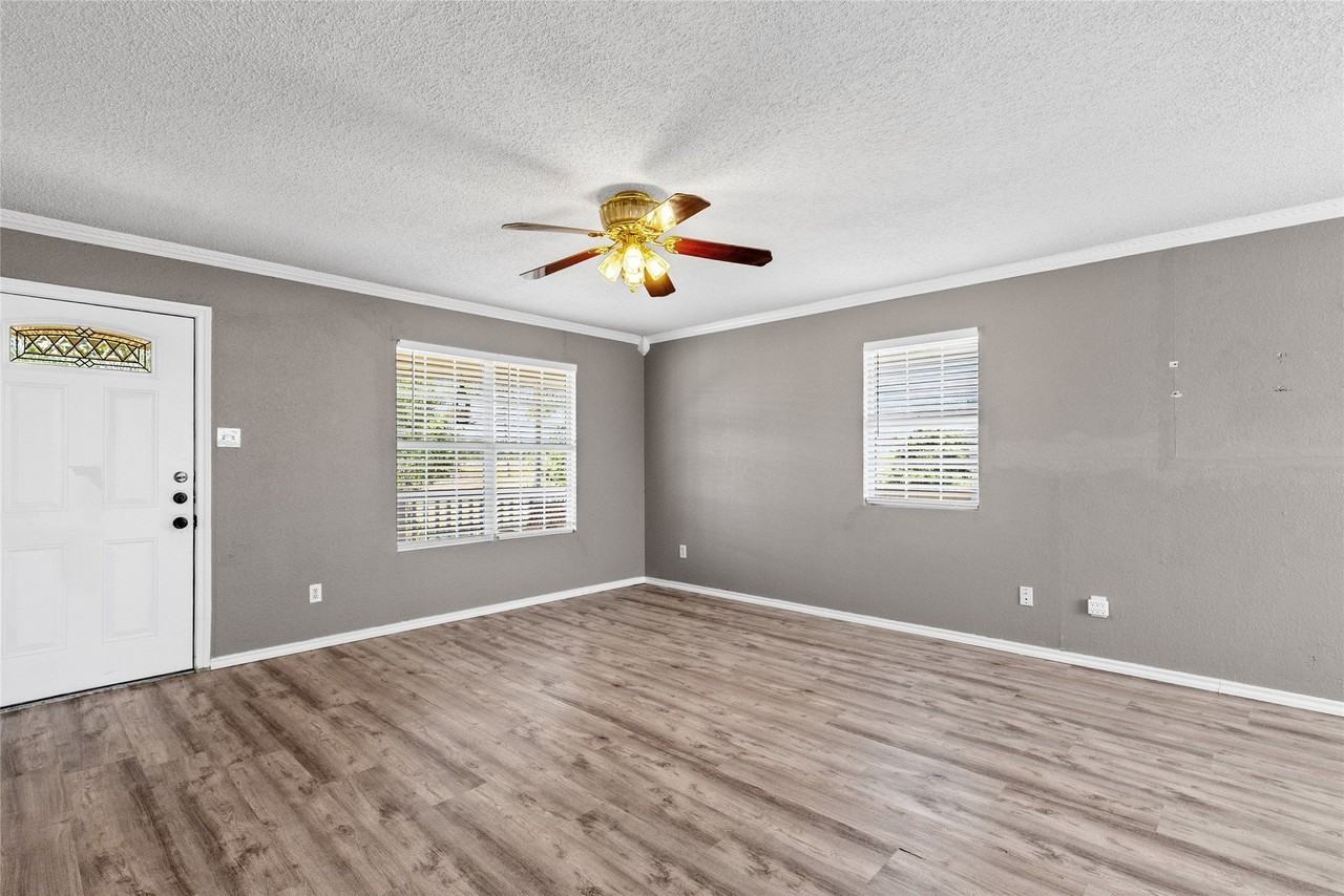 4059 County Road 2727 - Photo 5 of 28