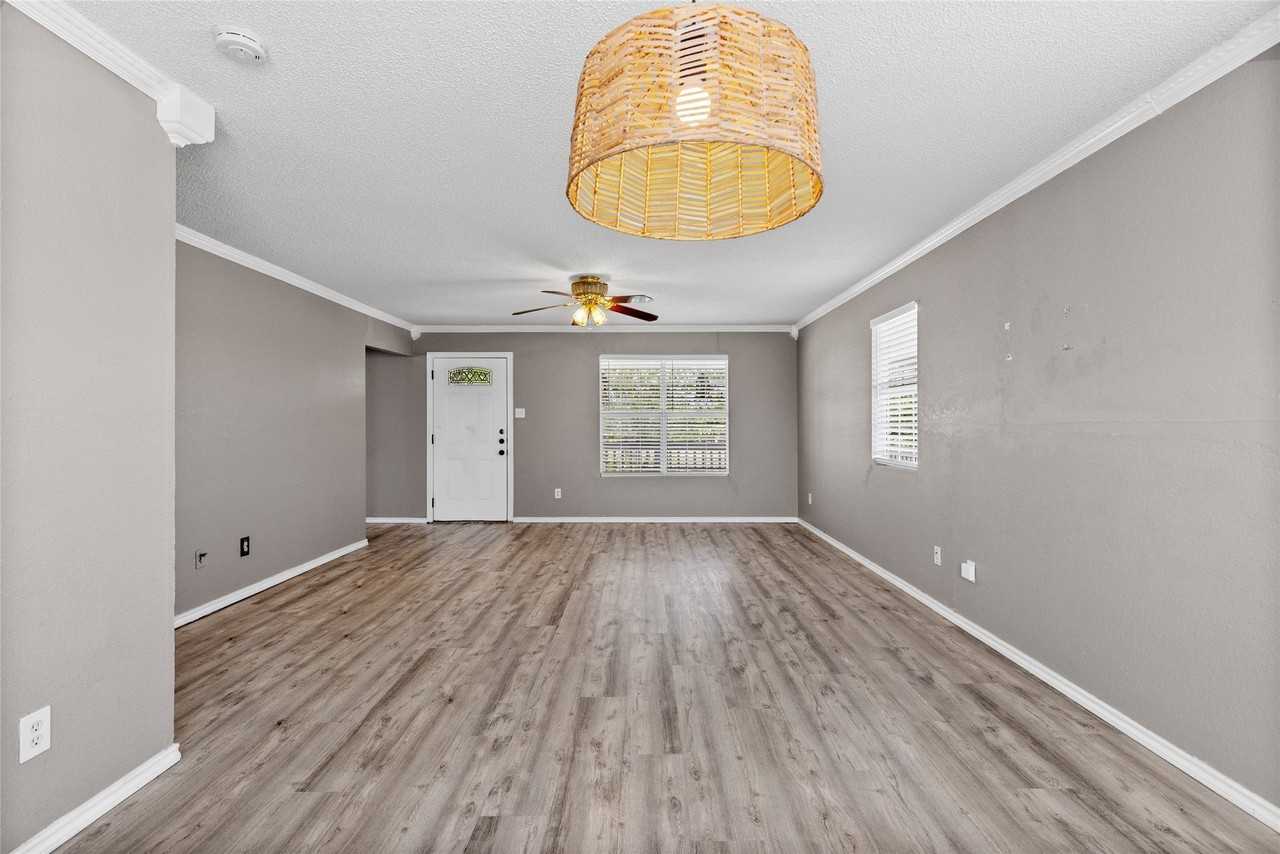 4059 County Road 2727 - Photo 6 of 28