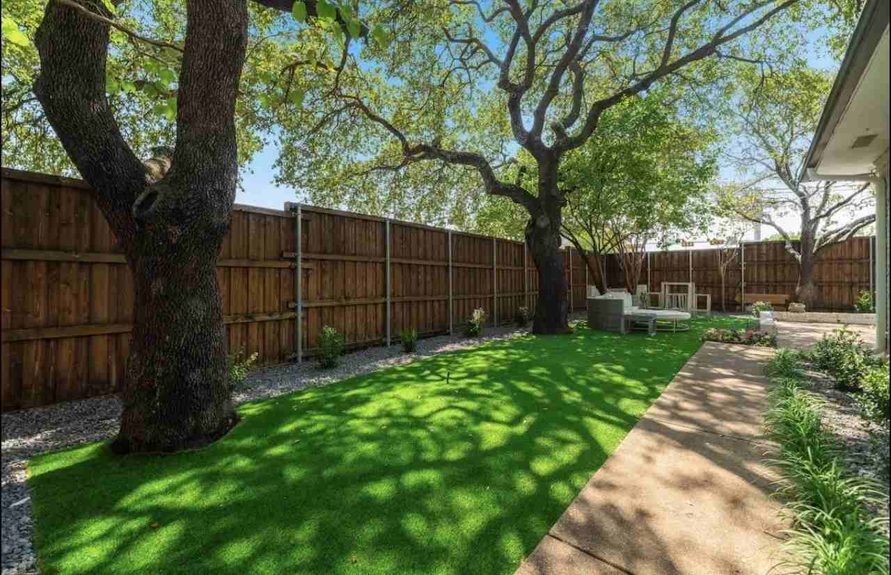 9003 Villa Park Cir - Photo 7 of 28
