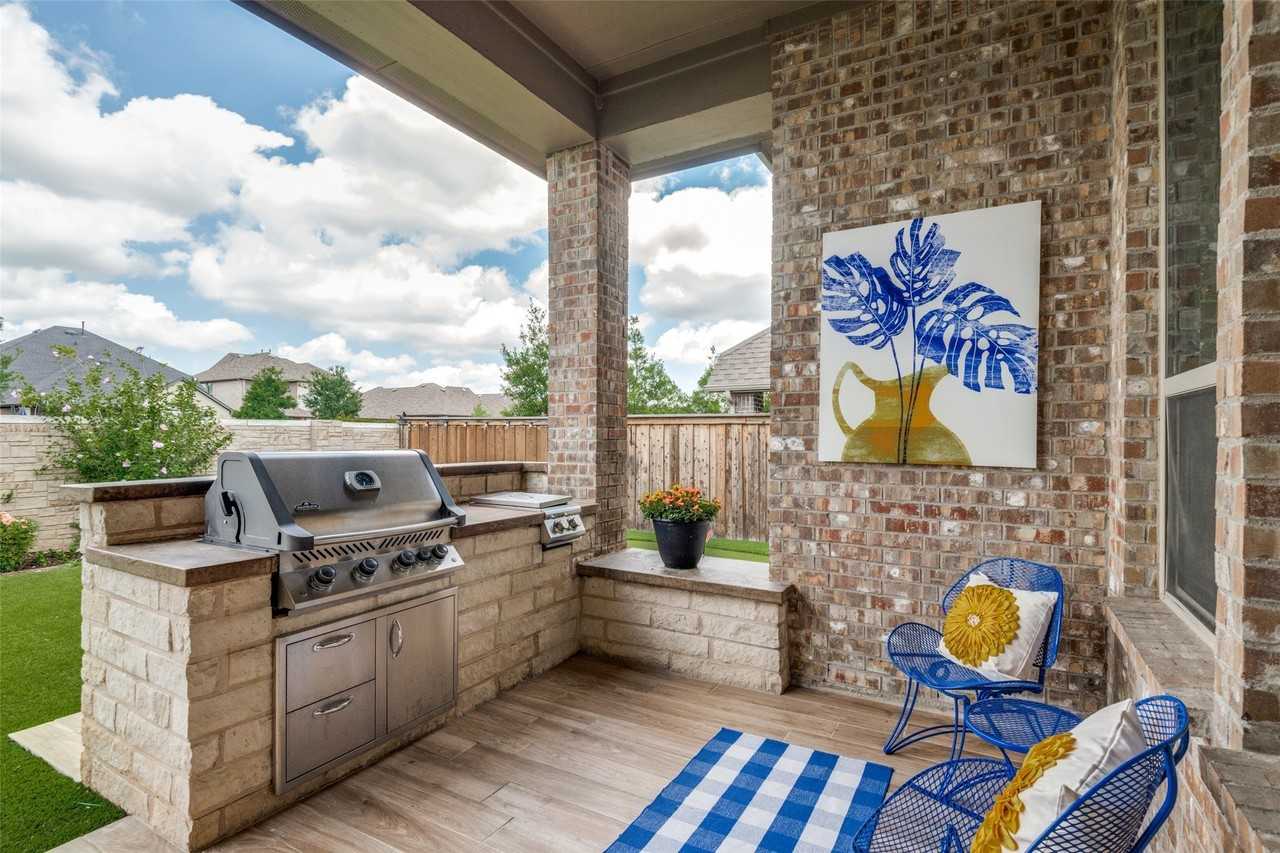 909 Hubbard Creek Trl - Photo 2 of 30