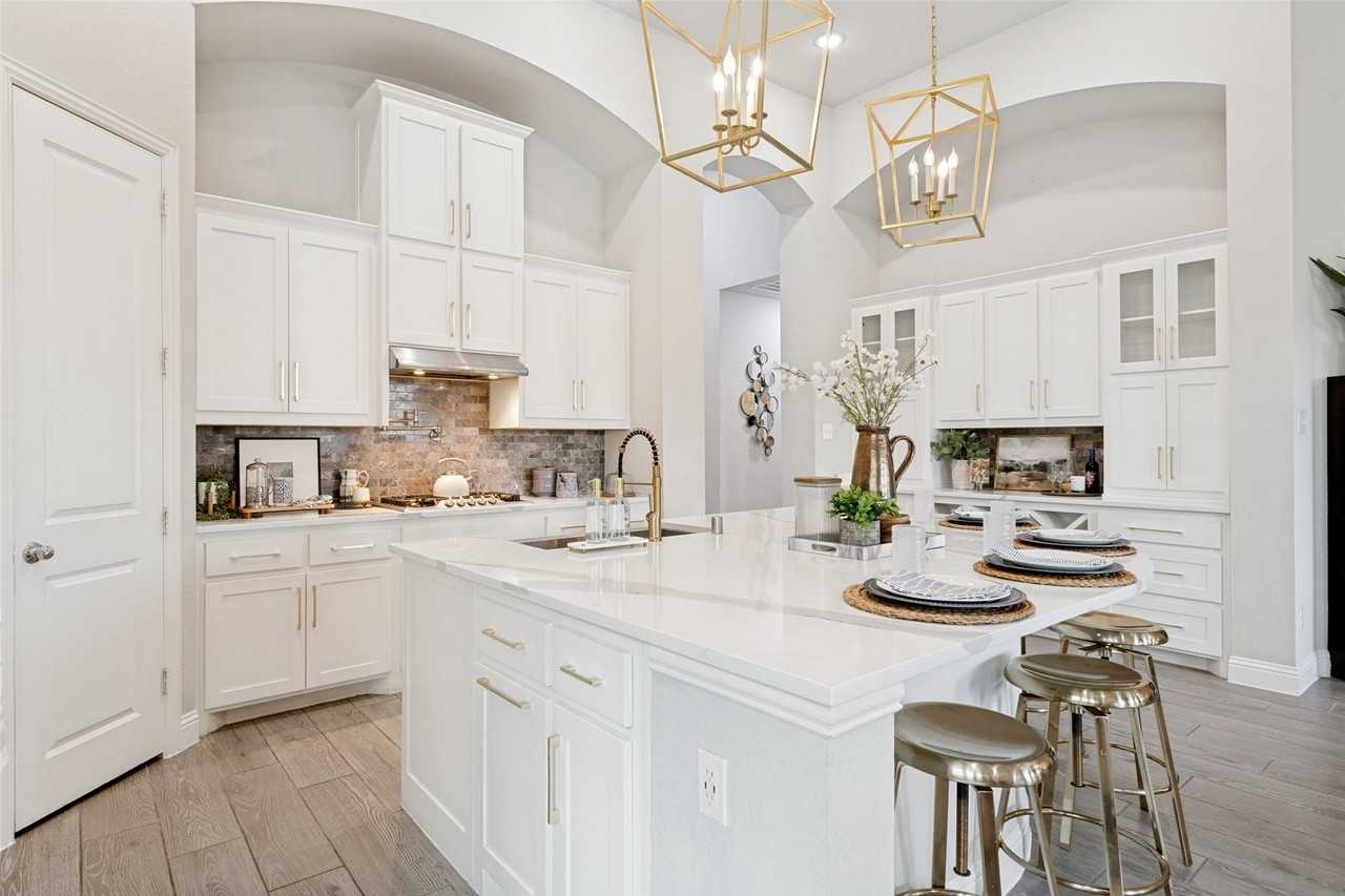 909 Hubbard Creek Trl - Photo 7 of 30