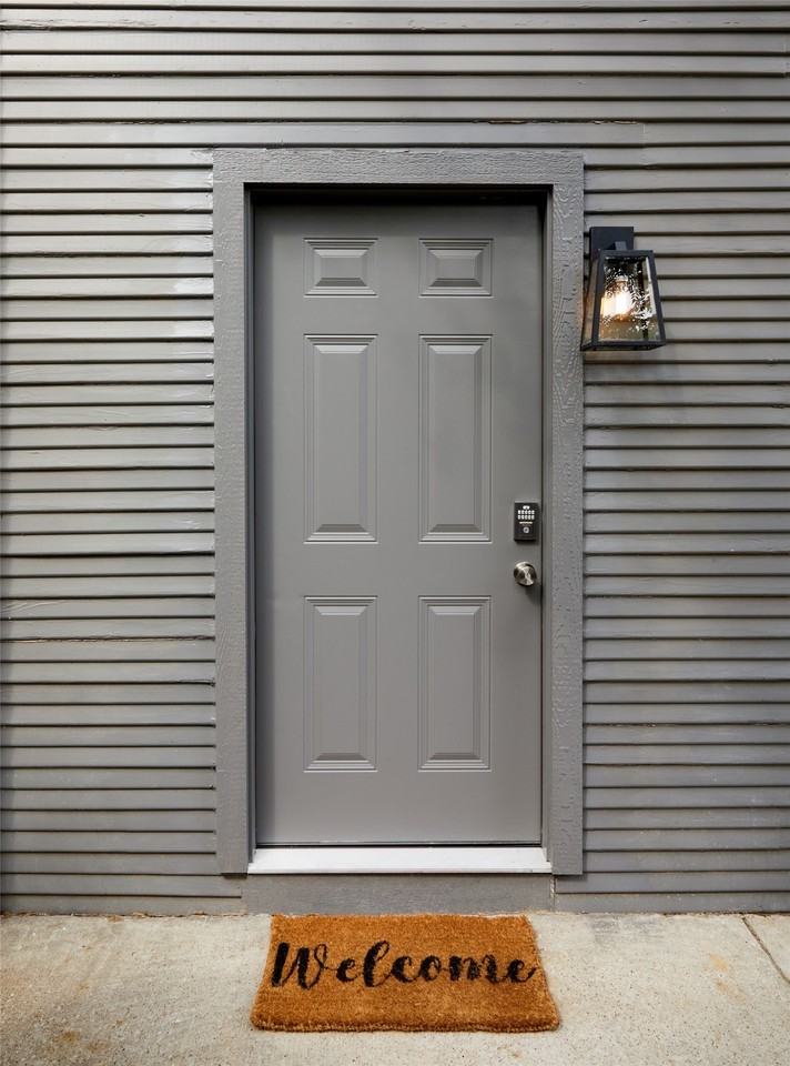 805 Lilac St - Photo 3 of 21