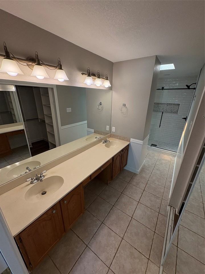 2710 Vistaview Dr - Photo 7 of 21