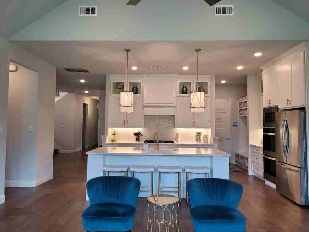 8517 Campbell Dr - Photo 5 of 28