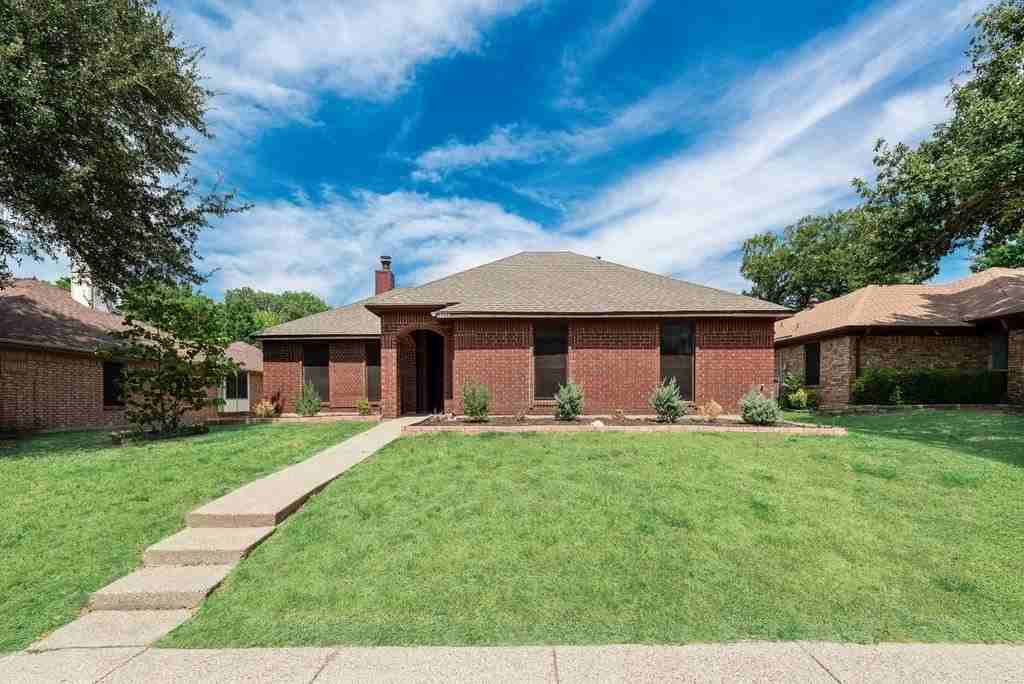 3206 Andrea Ln - Photo 3 of 35