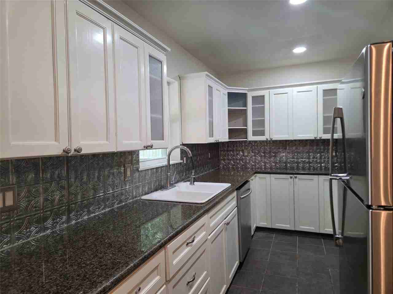 5102 Preston Trl - Photo 4 of 22