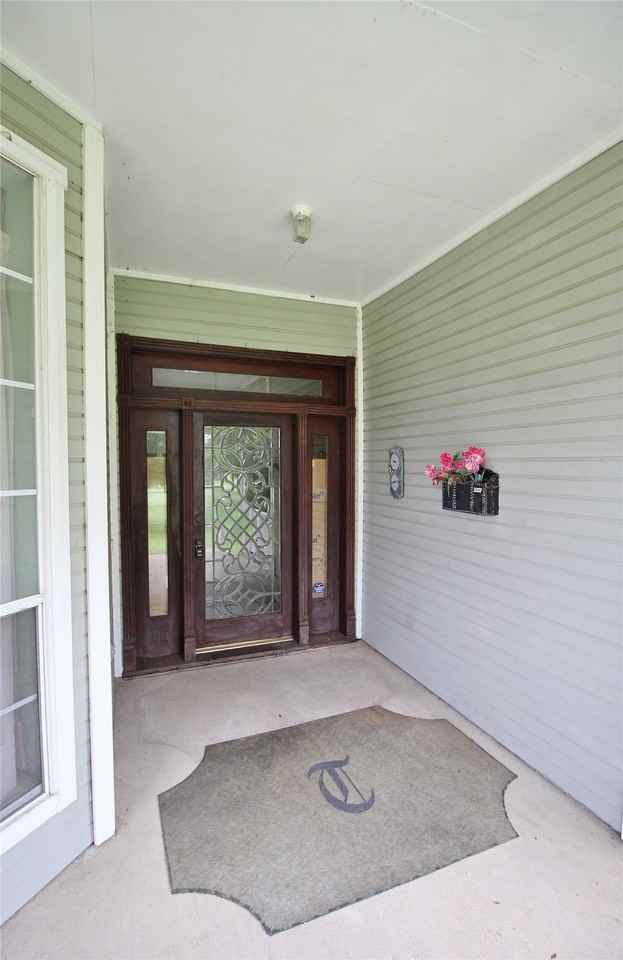 8150 Bob White Rd - Photo 6 of 36