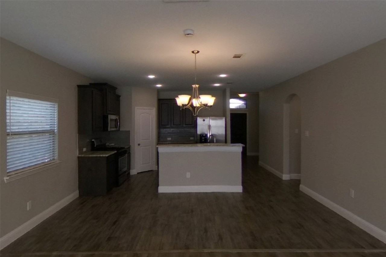 7712 Cottonwood Dr - Photo 4 of 19