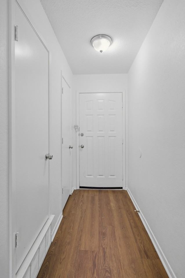 6413 Melinda Ct - Photo 5 of 25