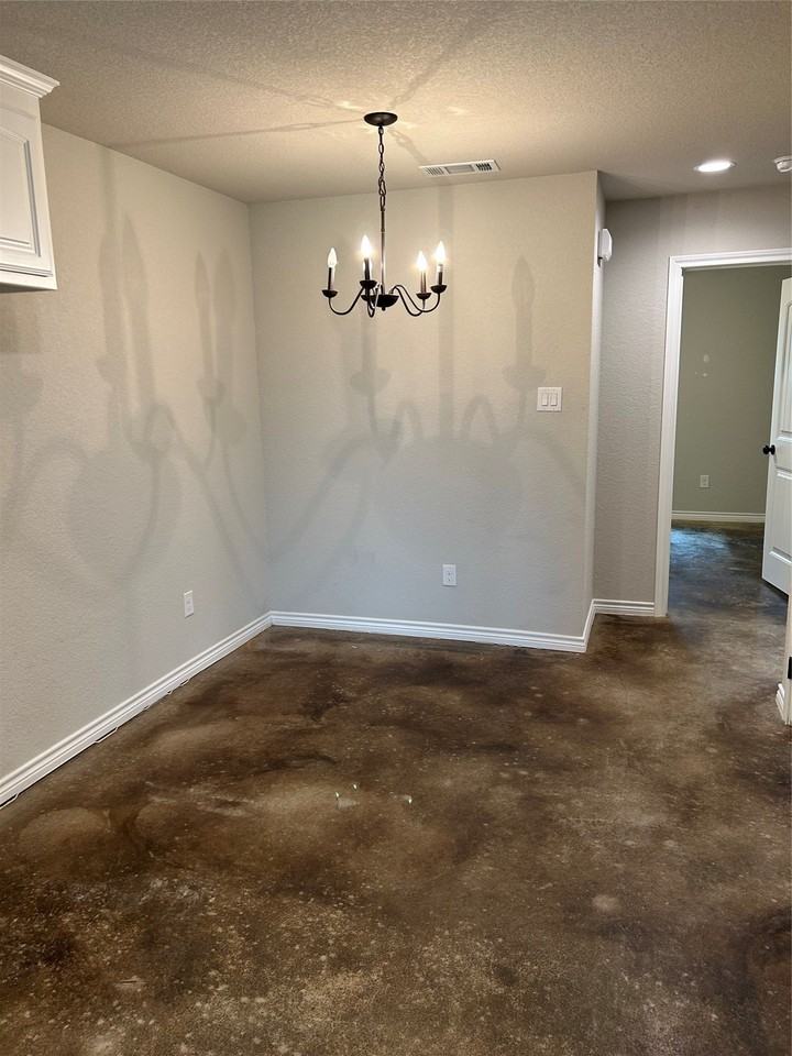172 Mill Branch Ln - Photo 2 of 14