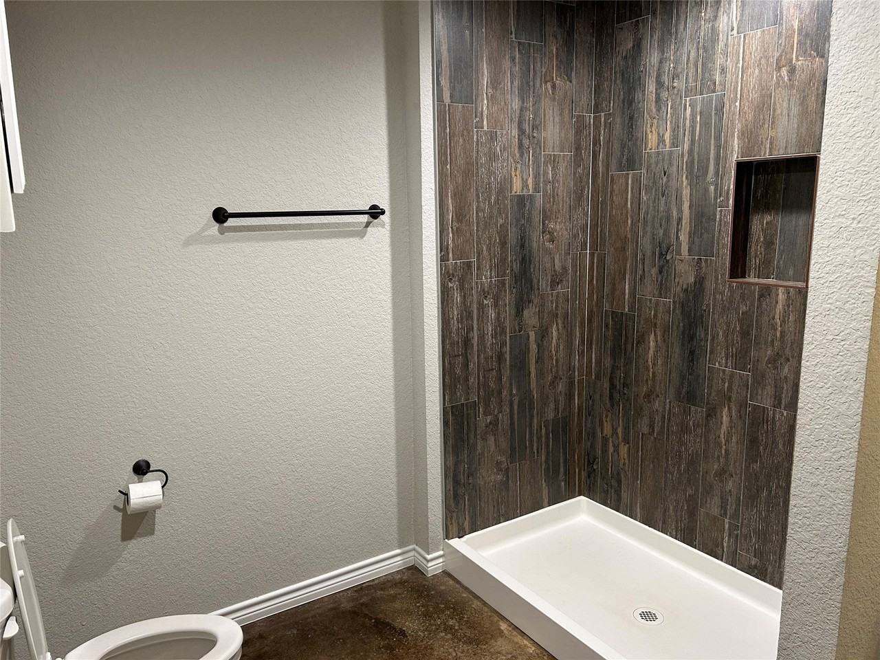 172 Mill Branch Ln - Photo 3 of 14