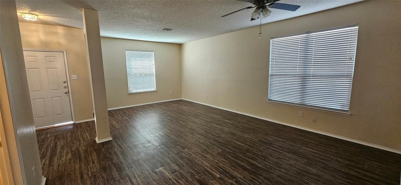 2820 Deer Ridge Dr - Photo 2 of 13